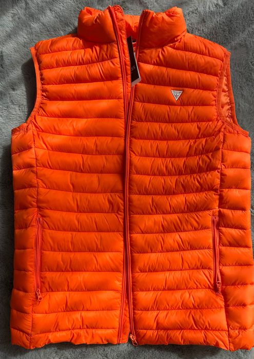 Чисто нова грейка Guess 16 год