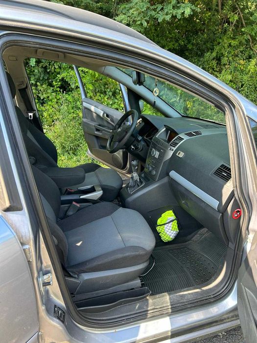Opel Zafira B 1.9