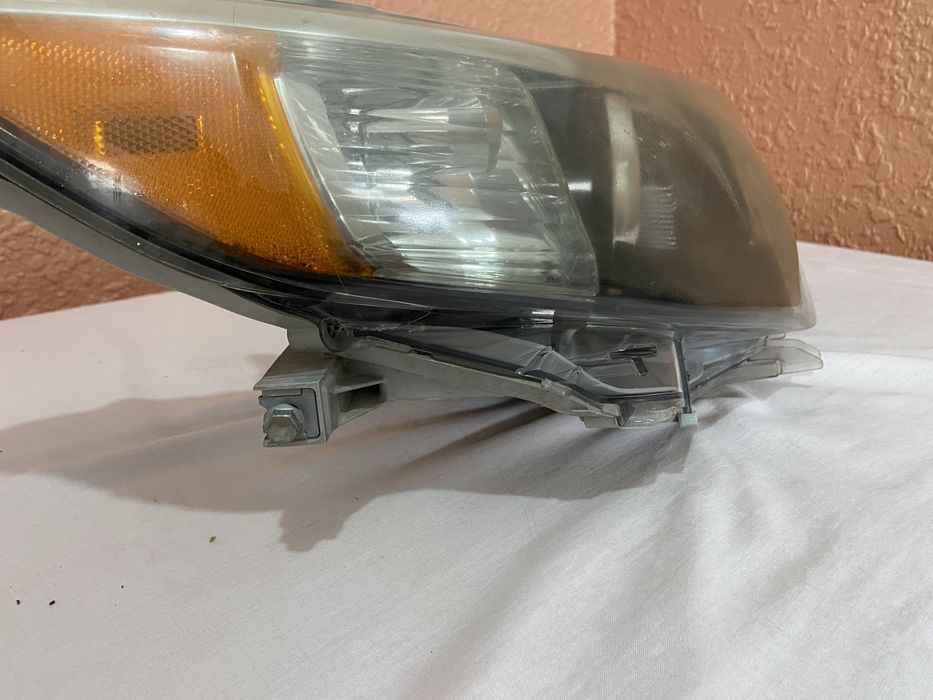 Фар от Toyota camry 50se