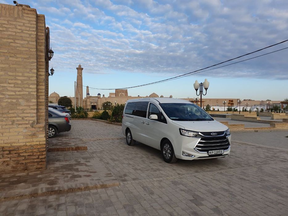 Автобус Туризим Ўзбекистон бўйлаб саёхат хизматлари