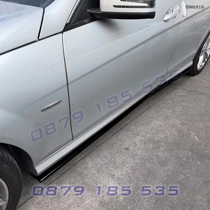 Тунинг добавки за прагове черен гланц Mercedes W204 C204 AMG Line 2008–2014 DMb918 странични лайсни мерцедес амг ц клас