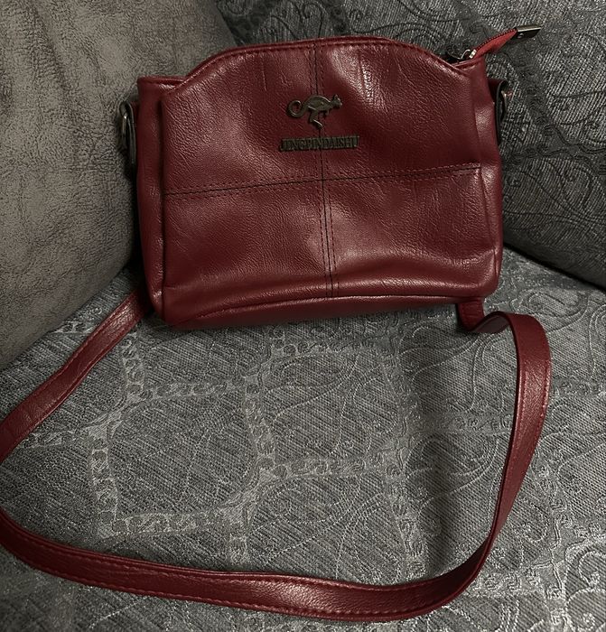 Малка чанта през рамо