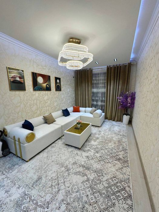 Чиланзар 8. Новостройка.  Евро ЛЮКС. 3 х комнатная