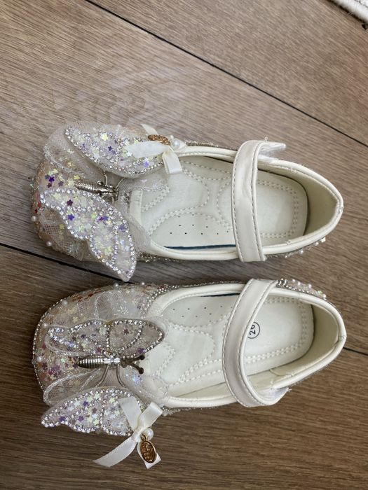 Туфли нарядные 26 размер