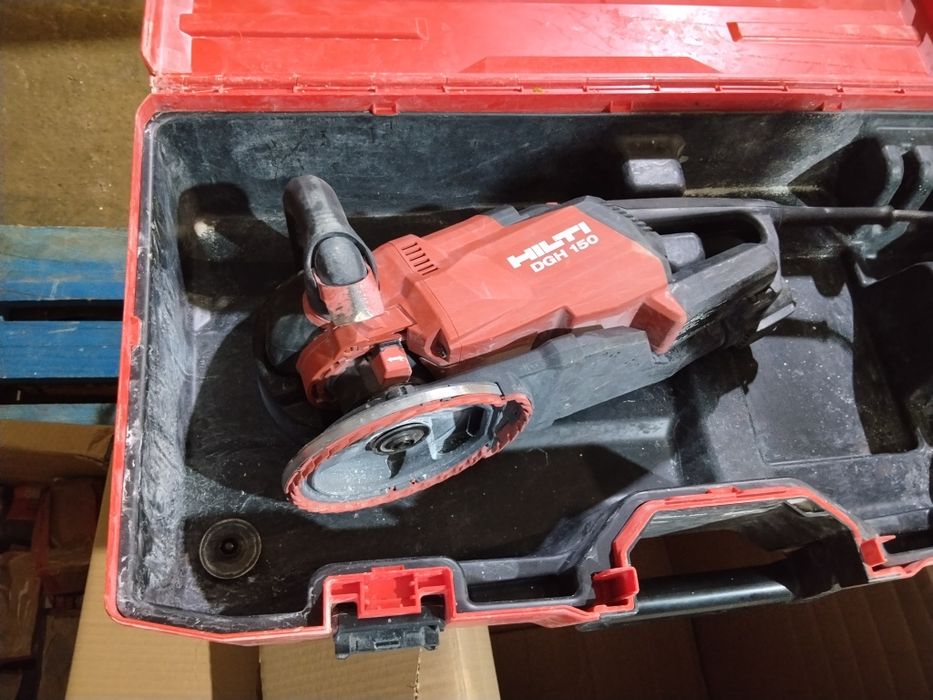 Hilti DGH 150 машина за шлайфане на бетон