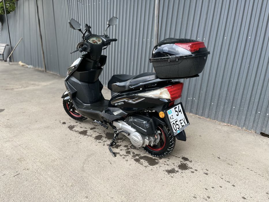 Продам момпед Jet 49
