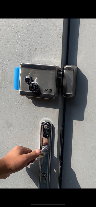 Ustanovka domofon zamok Hikvision установка