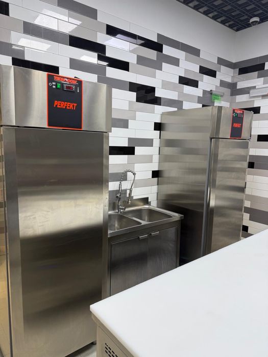 Predau afacere la cheie Mall Colosseum