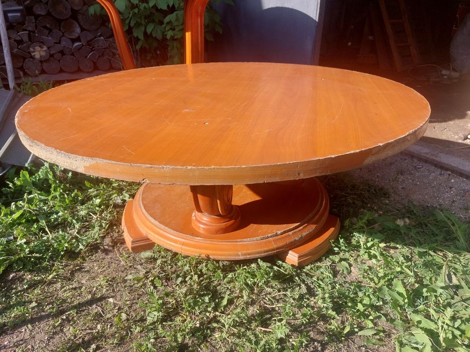 Продам круглые столы