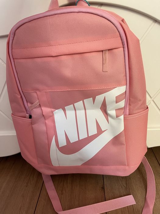 Ученическа раница Nike