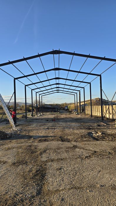 Vand structura metalică complecta hala metalica