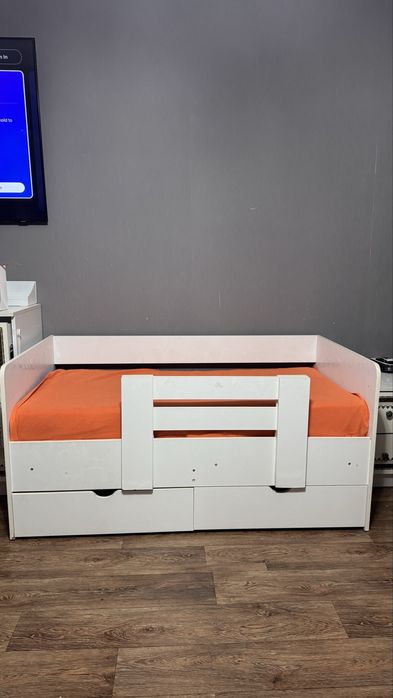 Продам детскую кровать