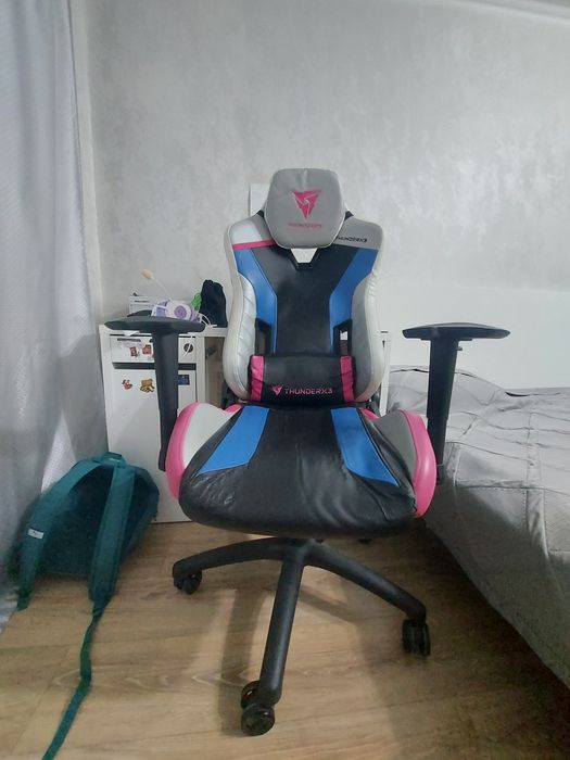 Кресло Thunderx3