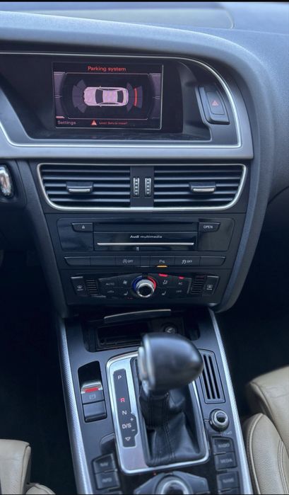 Audi A4 B8,5/2013/ automat/E5/2.0D/impecabil/RAR EFECTUAT!