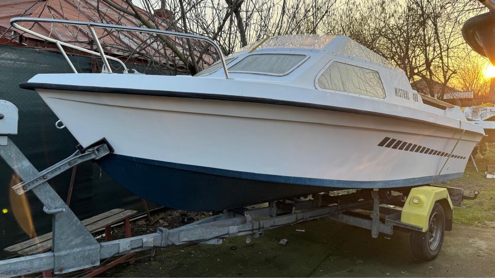 Vand cabinata  Mistral 480