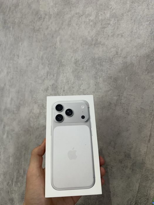 Iphone 17 pro silver 256 gb new