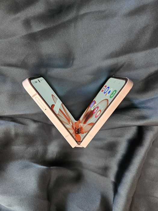 Смартфон Samsung Galaxy Z Flip6, 12GB RAM, 256GB, 5G, Blue