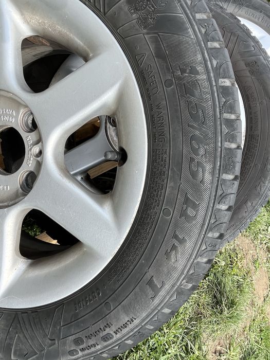 Anvelope ford fiesta