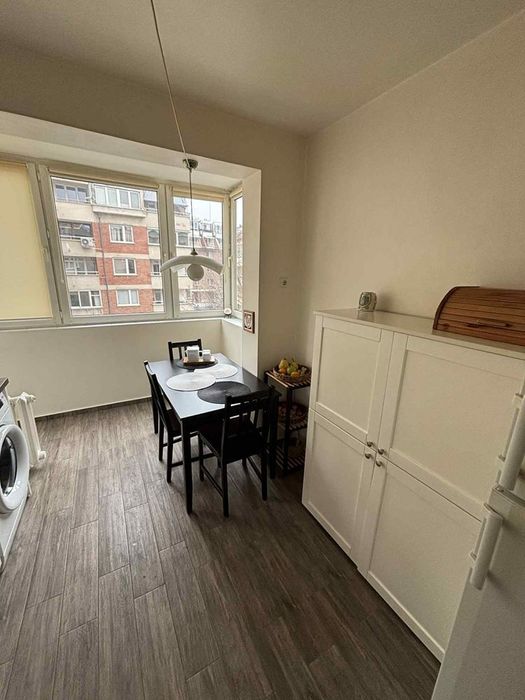 Дава се под наем Четиристаен апартамент в София, Гоце Делчев - 110 кв.м за 946.56 € - Снимка #4