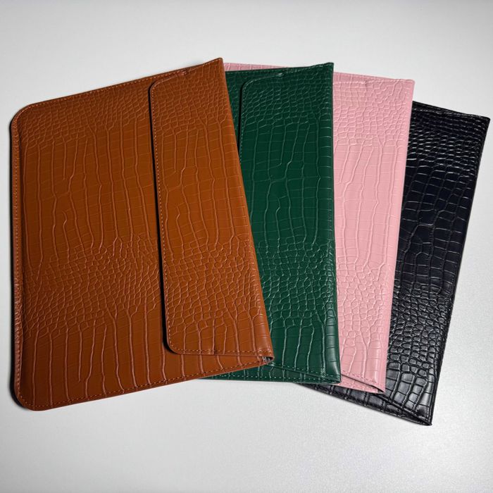 Продам кожаный чехол для MacBook в стиле конверта