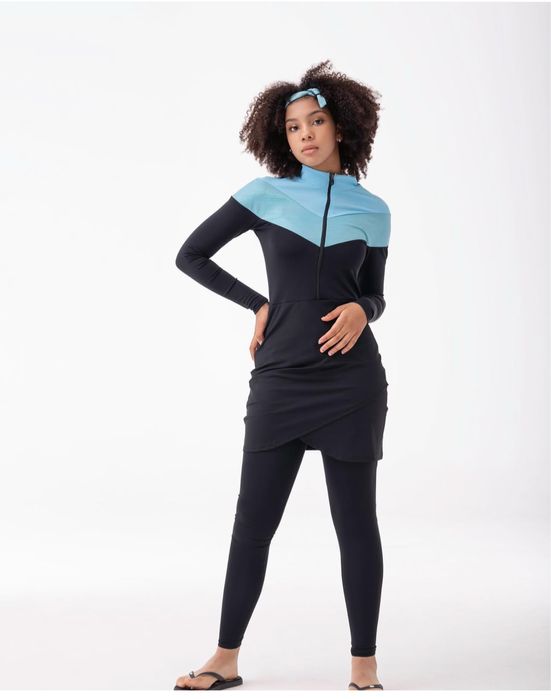 Продам закрытый купальник