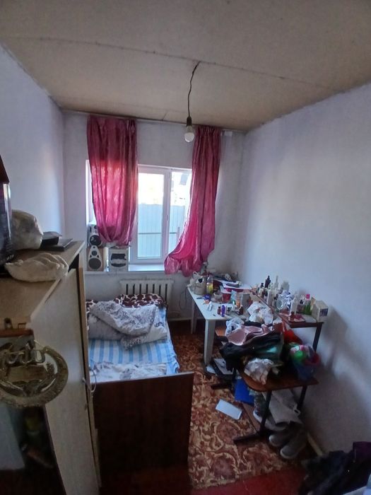 Продам пол  дома в бурундае