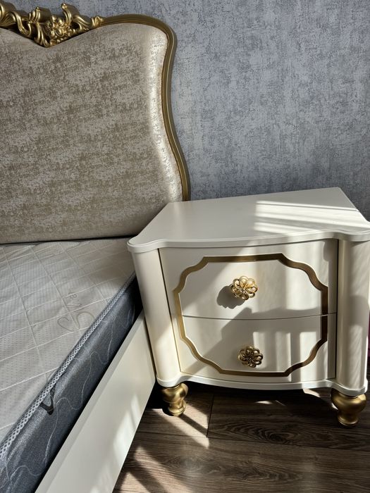 Спальный гарнитур!