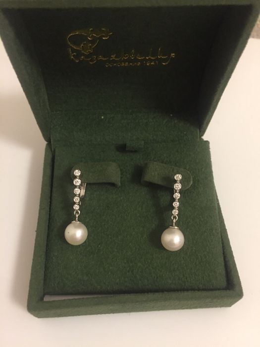 Серьги из белого золота