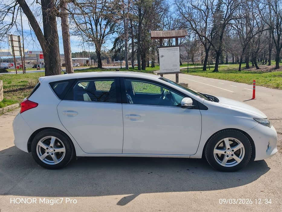 Toyota auris 2.0m³ D4D