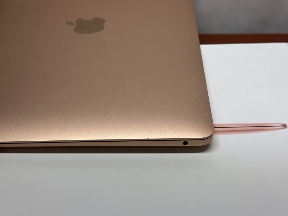 MacBook Air M1 8/256 Gold, полный комплект, АКБ 87%