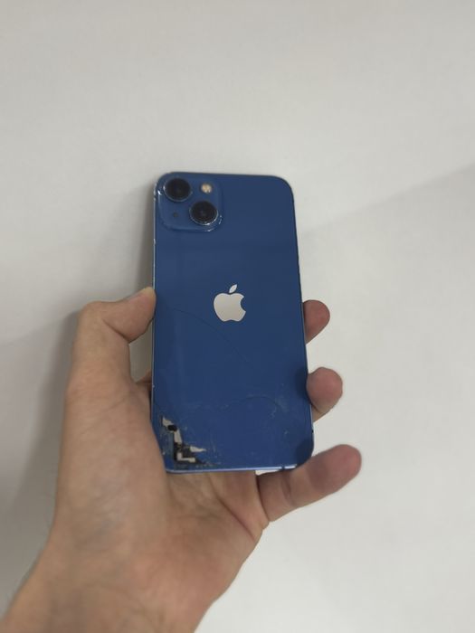 Продаю iphone 13