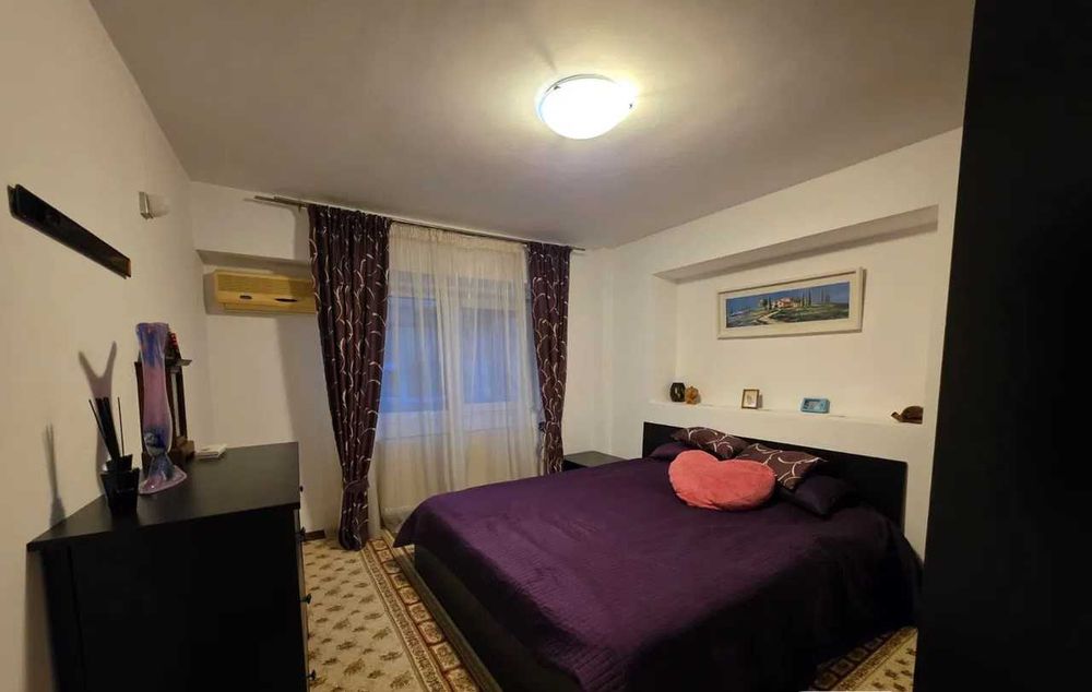 Inchiriez apartament 3 camere