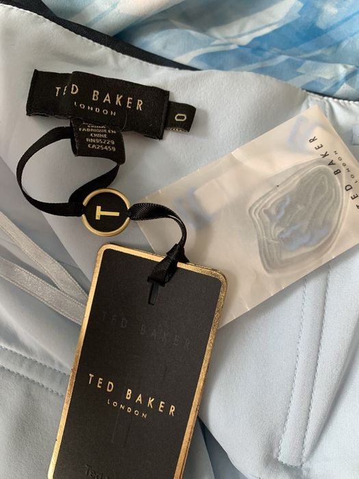 Намалена до 25.10!! Нова рокля Ted Baker, размер XS