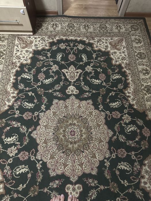 Продам ковёр шерстяной