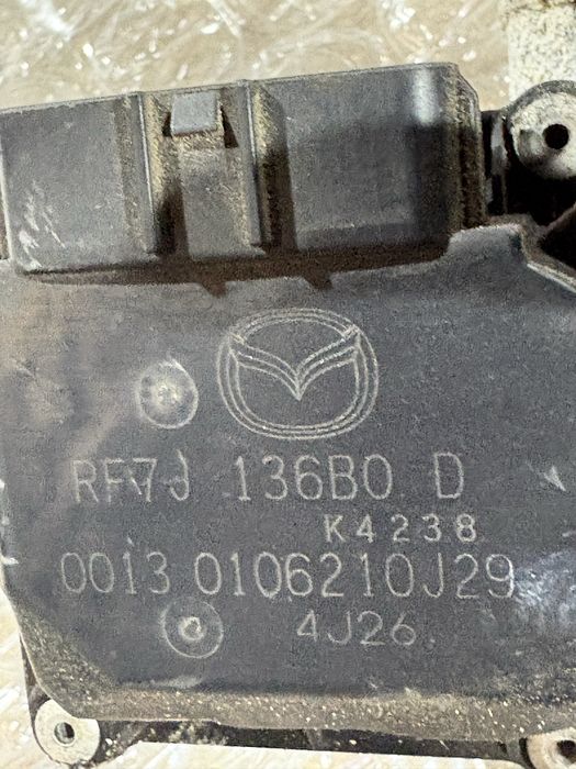 Mazda 5 2.0d 2007 година Дросел Клапа