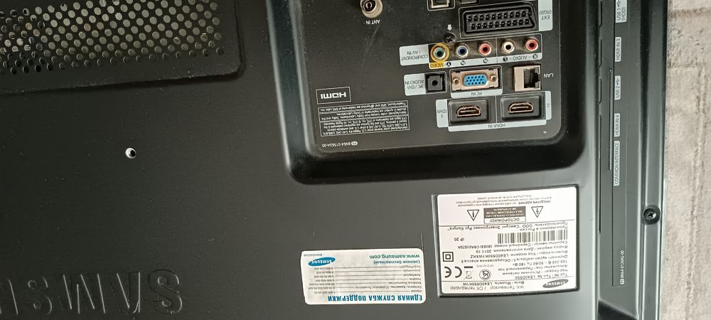 LED телевизор Самсунг