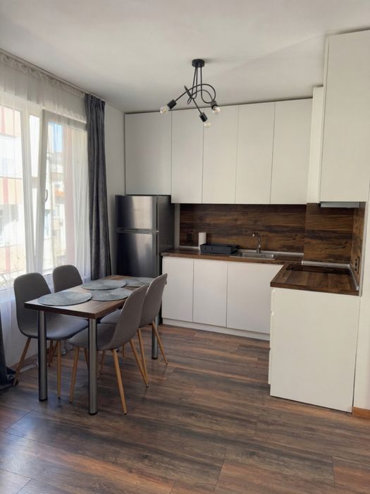 Дава се под наем Тристаен апартамент в Пловдив, Мараша - 100 кв.м за 600 € - Снимка #1