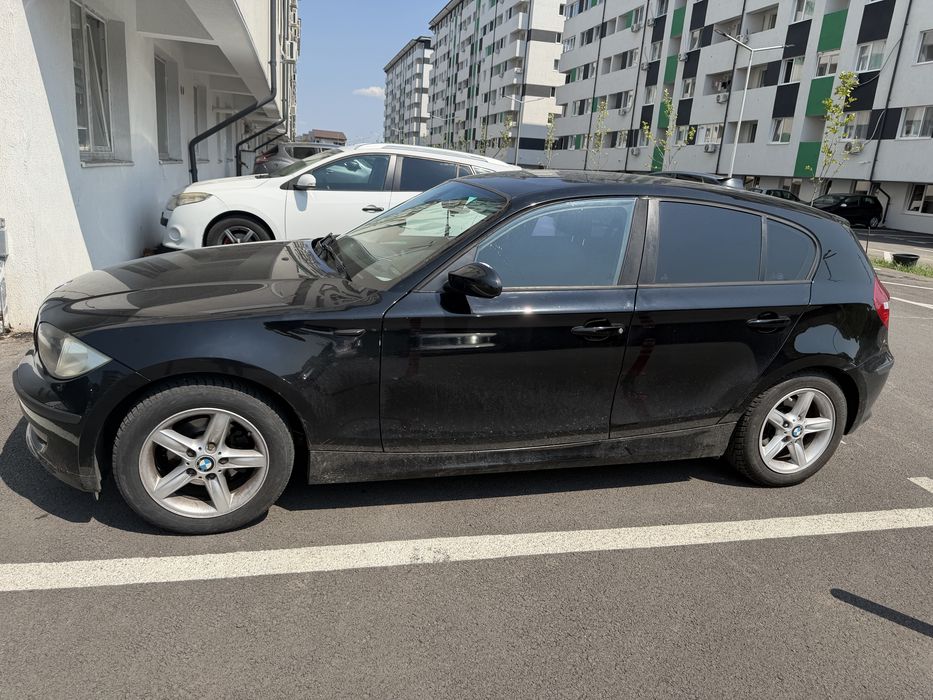 Vând Bmw seria 1 E87