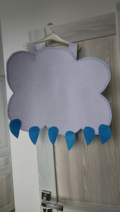 Продам костюм  облако