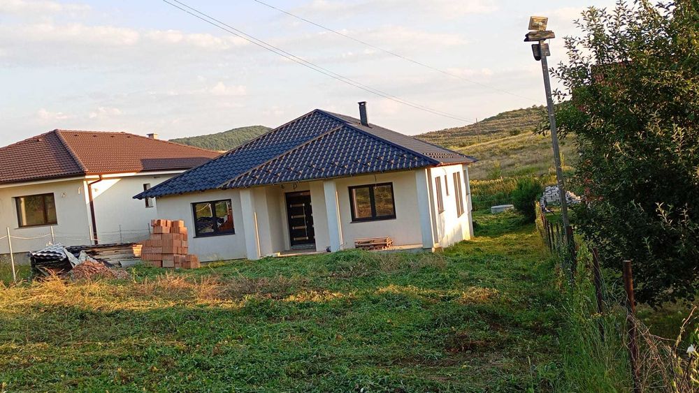 Casa de vânzare
