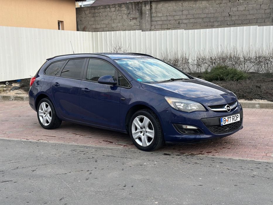 OPEL Astra 2015