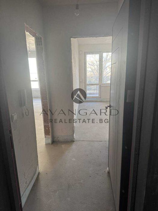 оф.24502 Двустаен с гараж в цената/ Кючук Париж