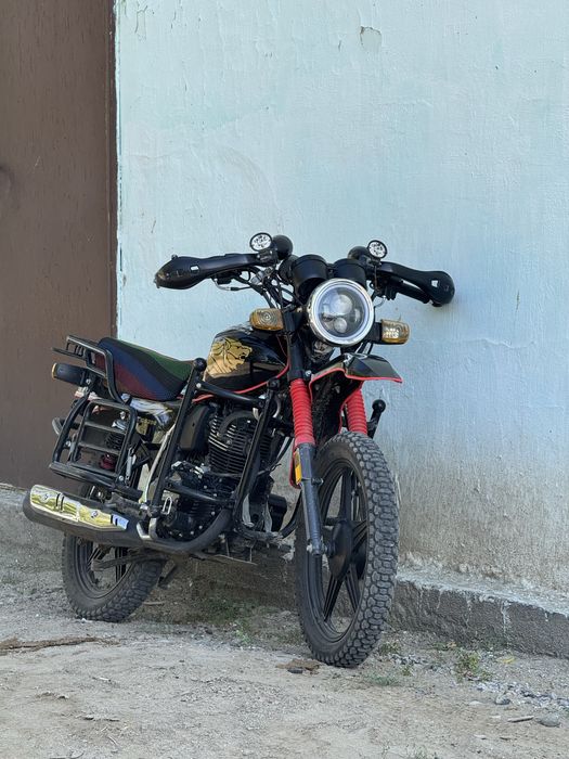 мотоцикл gsx suzuki 200