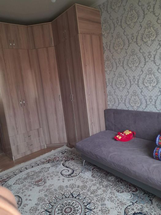 Трех комнатная квартира в городе Каратау