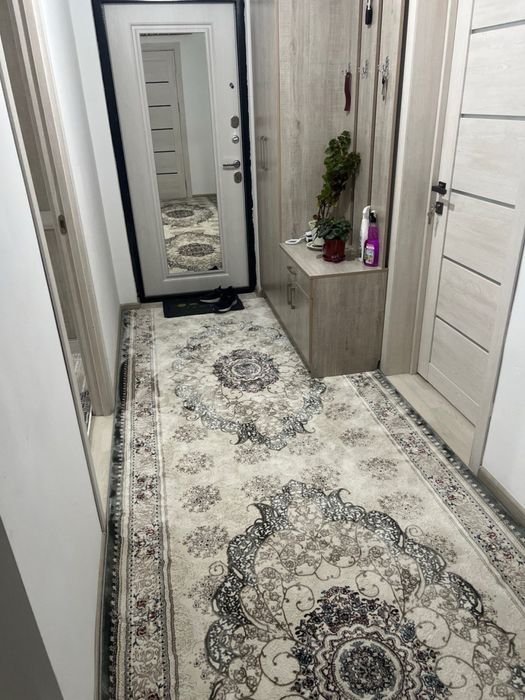 Продам сваю квартиру 3 комнатную, сквозная, рещотка есть