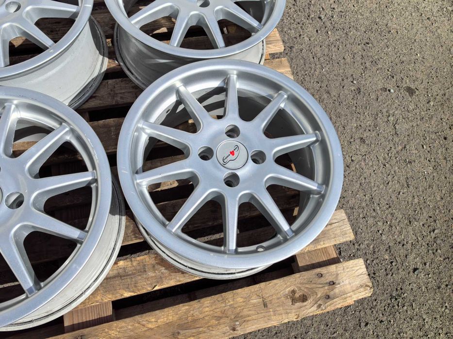 15 цола 4 х 100 мм Дачия / Тойота / Кия / Хюндай / МАзда -7 Инча/ЕТ 35