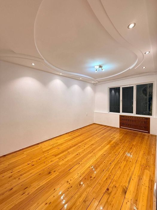 Продается квартира Юнусабад 8кв 3/4/4