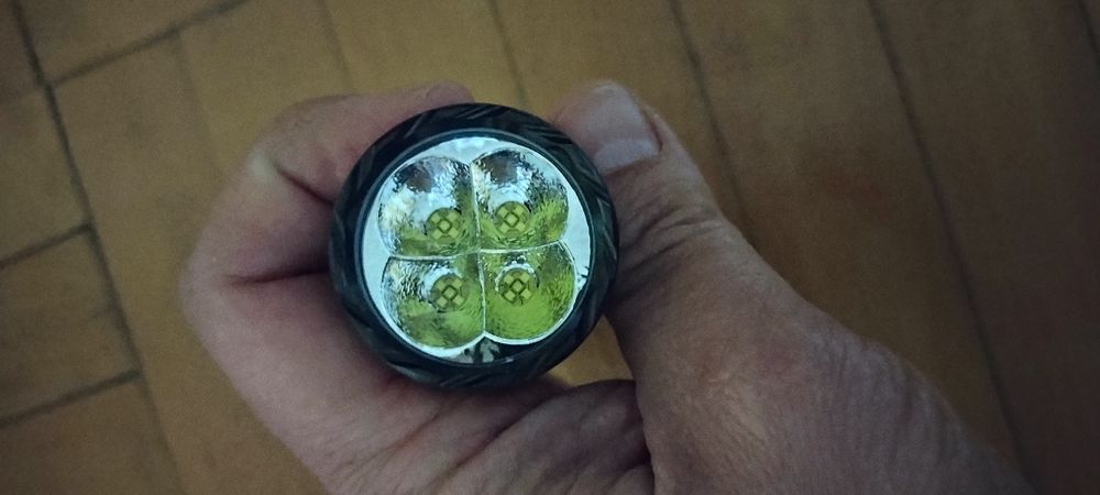 Lanternă Nitecore EX7