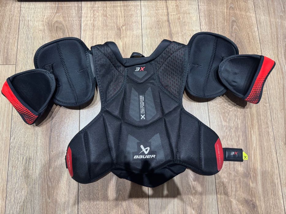 Нагрудник хоккейный BAUER 3X