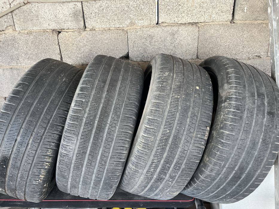 Шины Б/У 235/45 R18